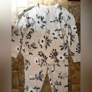 Gilligan & O'Malley Cream Pullover with Green and Pink Print